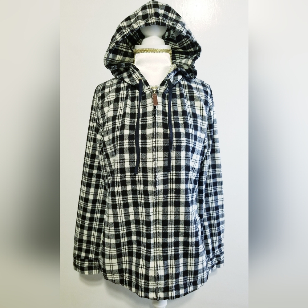 L.L. Bean Black and White Plaid Flannel Hooded Zip Up Relaxed Fit Jacket